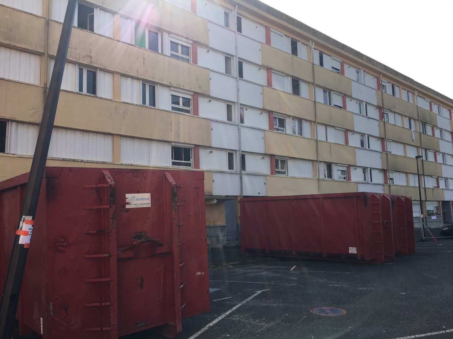 Lire la suite à propos de l’article Démolition et désamiantage de logements à « LENTAJOU » à Gaillac (81)